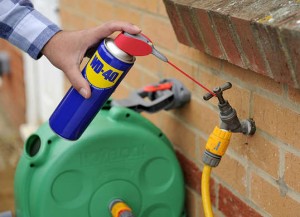 wd-40-prevent-freezing-pipes